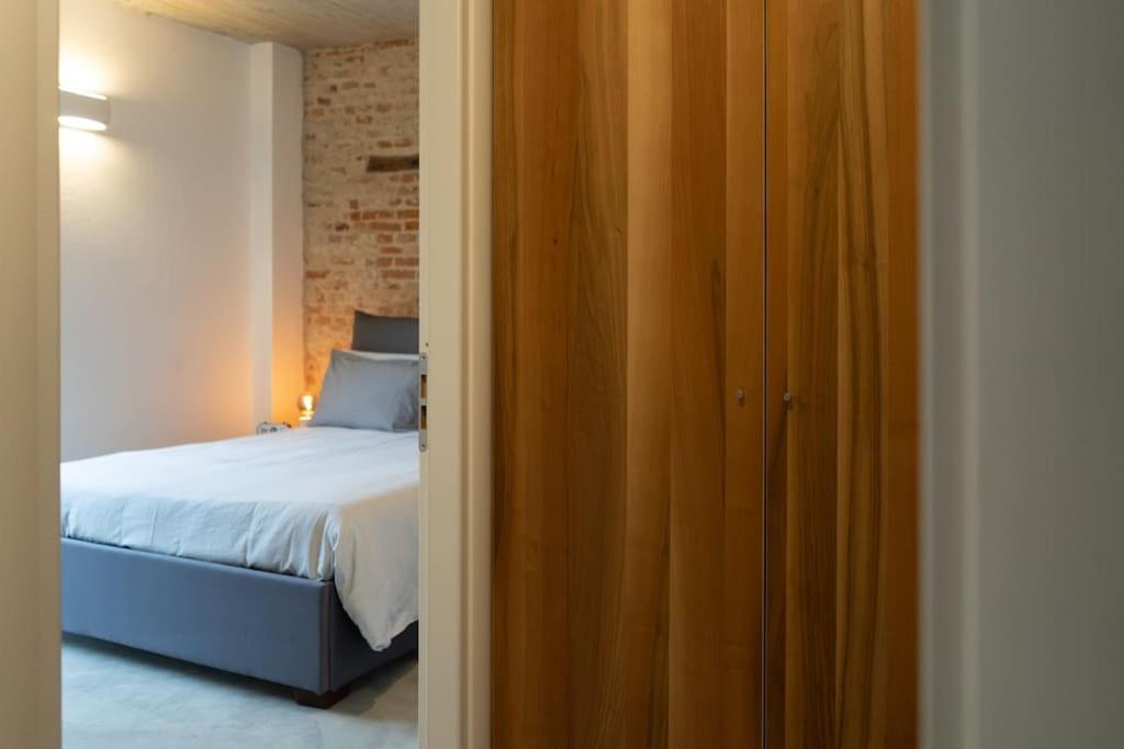 Apartamento Centro Storico Recinto Dei Nobili 2-Private Parking Asti Exterior foto