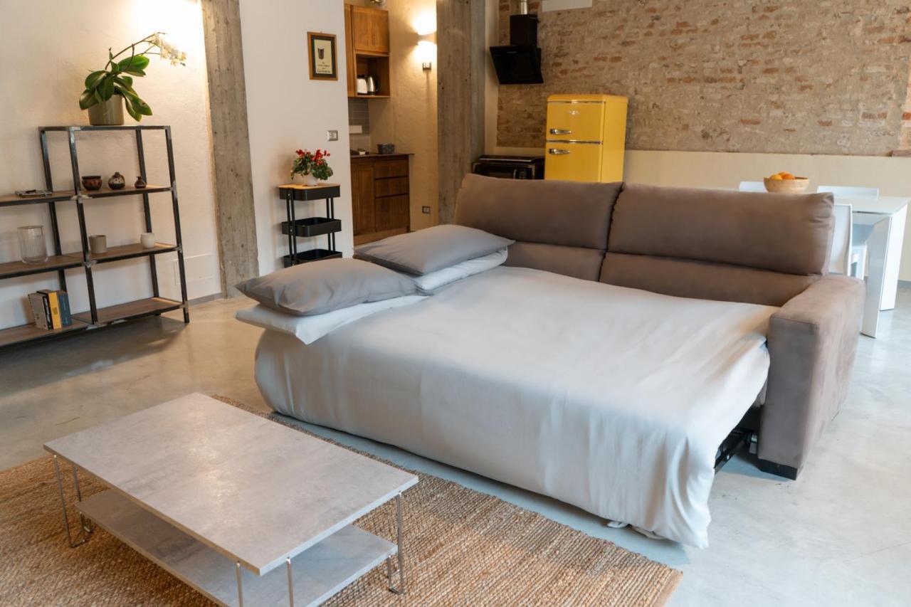Apartamento Centro Storico Recinto Dei Nobili 2-Private Parking Asti Exterior foto